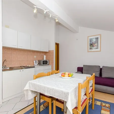 Zoran Apartment Drvenik (Split-Dalmatia)