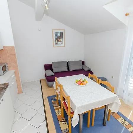 Apartment Zoran *